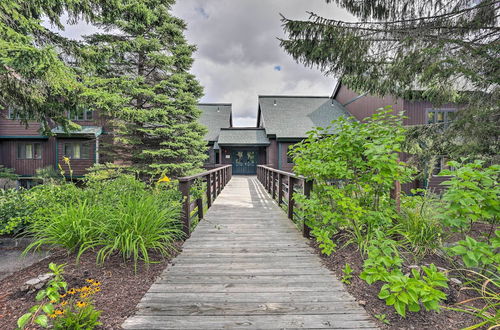 Photo 6 - Lake Placid Condo w/ Patio - Walk to Beach