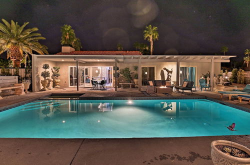 Foto 19 - Stunning Palm Springs Escape w/ Epic Outdoor Oasis