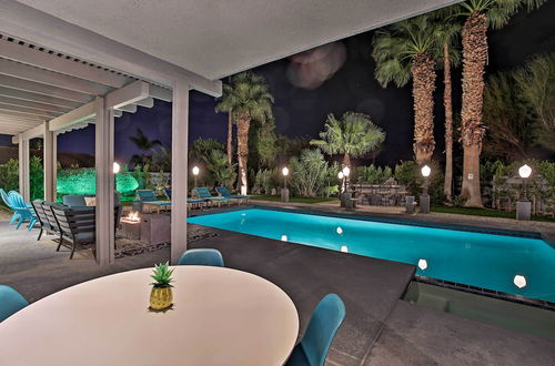 Foto 7 - Stunning Palm Springs Escape w/ Epic Outdoor Oasis