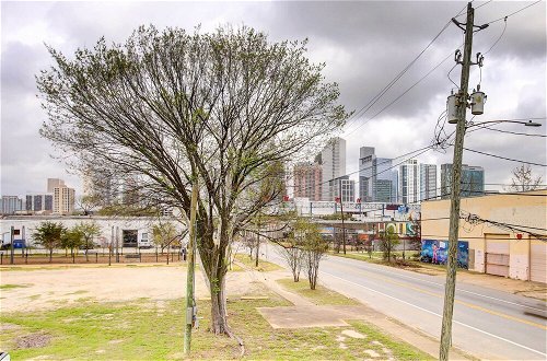 Foto 22 - Downtown Houston Townhome w/ City Views