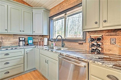 Foto 5 - Rustic-chic Sapphire Home w/ Wraparound Decks