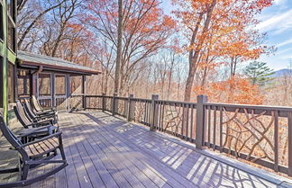 Photo 3 - Rustic-chic Sapphire Home w/ Wraparound Decks