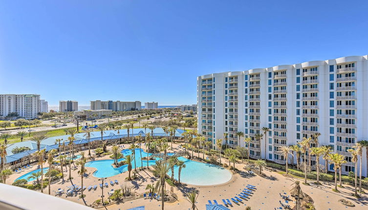 Photo 1 - Modern Resort Condo With Balcony - Walk to Beach