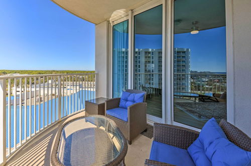 Photo 26 - Modern Resort Condo With Balcony - Walk to Beach