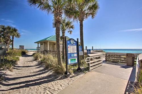 Photo 3 - Palms of Destin Poolside Oasis - Walk to Beach