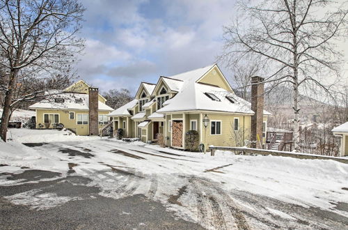 Photo 20 - Large Ski-in/out Black Mtn Home w/ 2 King Beds