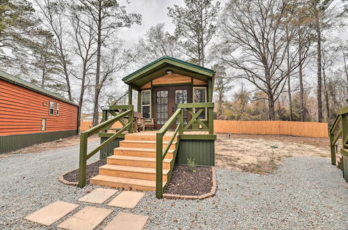 Photo 2 - Beautiful New Bern Studio Cabin w/ Fire Pit