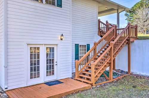 Photo 43 - Large Lake Cumberland Retreat w/ Deck Views