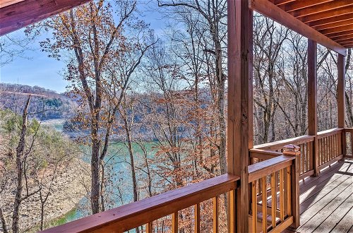 Photo 2 - Large Lake Cumberland Retreat w/ Deck Views