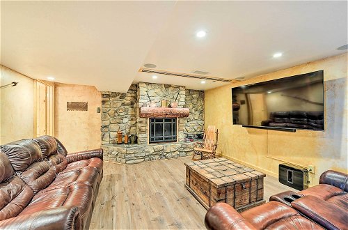 Photo 12 - Charming Bedford Cabin w/ Private Hot Tub