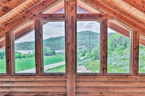 Foto 18 - Spacious Hilltop Cabin w/ Deck & Scenic Views