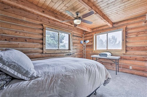 Foto 20 - Spacious Hilltop Cabin w/ Deck & Scenic Views
