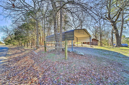 Photo 20 - Wilburton Cabin w/ Fire Pit, Mountain Views