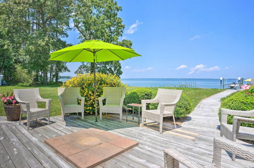 Photo 20 - Urbanna Waterfront Retreat: Pier & Gas Grill