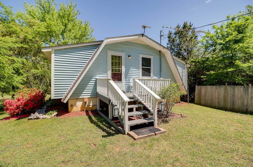 Foto 7 - Charming Cabin in Mountain View w/ Deck