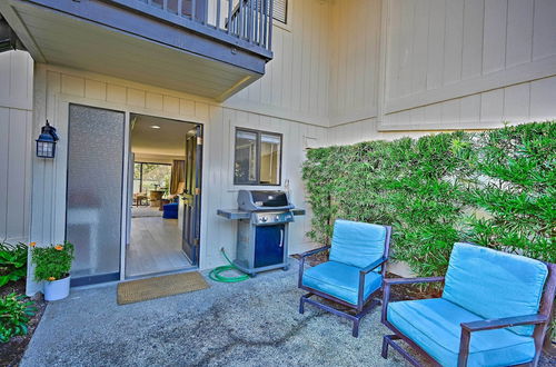 Foto 14 - Bright & Airy Napa Condo W/patio on Golf Course