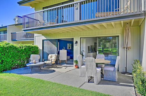 Foto 4 - Bright & Airy Napa Condo W/patio on Golf Course