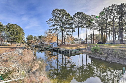 Photo 4 - Pet-friendly Cabin w/ Dock: Fish & Explore