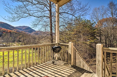 Photo 20 - Lake Lure Cabin w/ Furnished Deck & Mtn Views