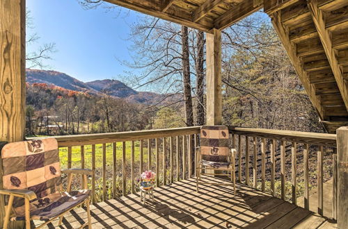 Foto 1 - Lake Lure Cabin w/ Furnished Deck & Mtn Views