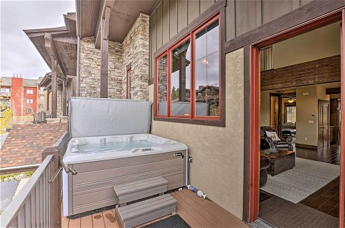 Foto 10 - Luxurious Fraser Townhome w/ Private Hot Tub