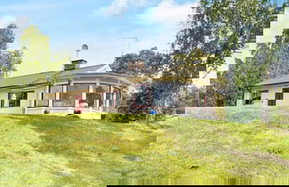 Foto 1 - 4 Star Holiday Home in Vaddo
