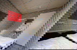 Photo 2 - Nice Holiday Home Near the Beach