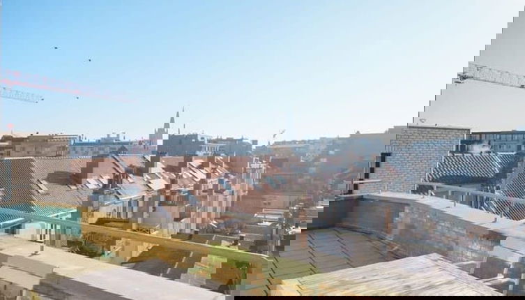 Foto 1 - Stylish Apartment With big Terrace and Great View