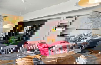 Foto 2 - Stylish Apartment With big Terrace and Great View