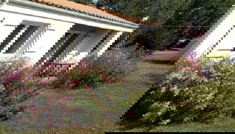 Foto 1 - Holiday Home With Shared Pool
