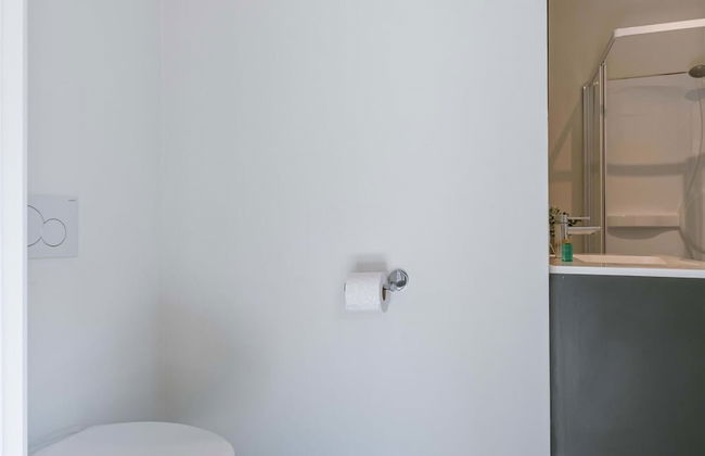 Comfortable Studio With Terrace in Antwerp - Photo 15