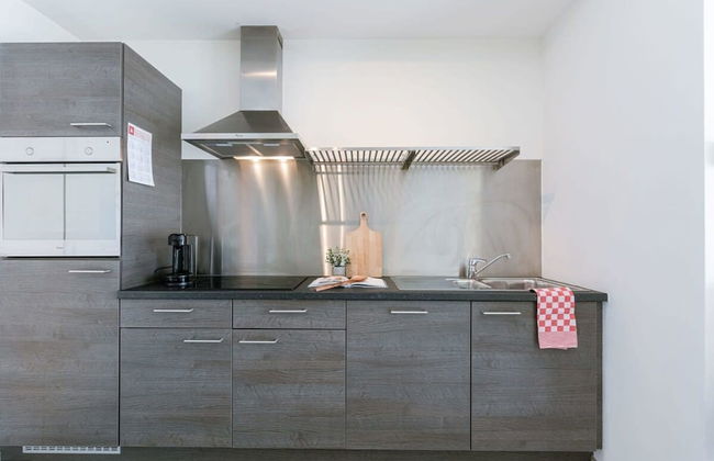 Comfortable Studio With Terrace in Antwerp - Photo 21