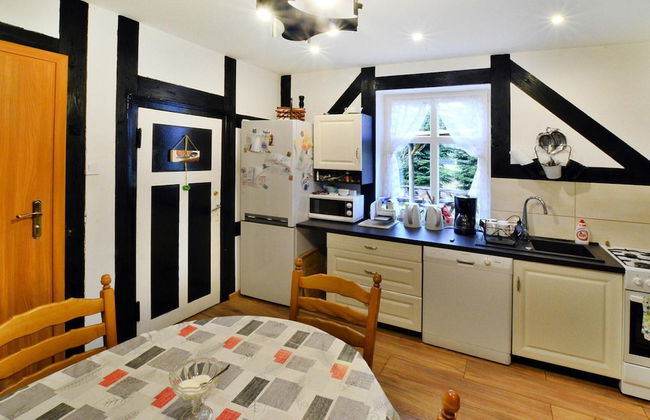 Comfortable Holiday Home in the Middle of a Forest - Foto 11