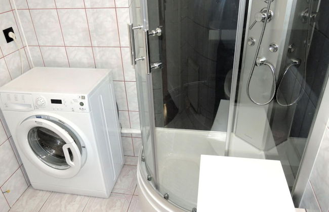 Large Holiday Apartment With a Garden in Stepnica - Foto 14