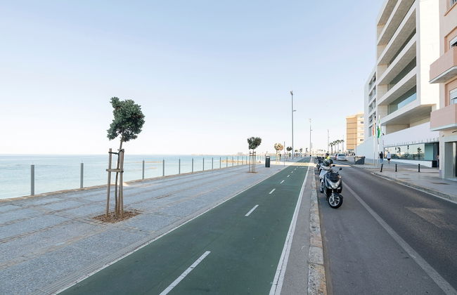 Velbar in Cadiz With 3 Bedrooms and 1 Bathrooms - Foto 24