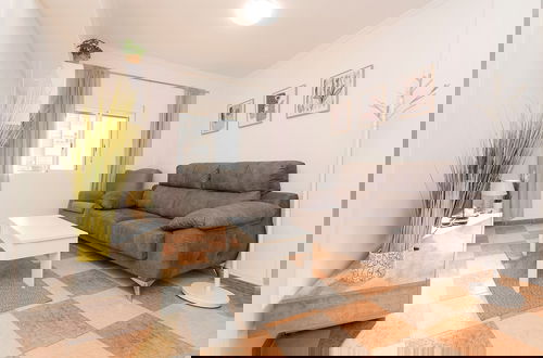 Foto 6 - Velbar in Cadiz With 3 Bedrooms and 1 Bathrooms