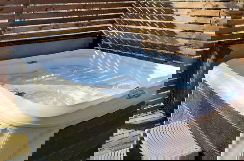 Foto 9 - Lake View Hot Tub Modern A-frame