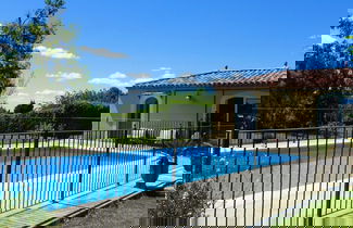 Foto 1 - Holiday Home With Pool in L'isle-sur-la-sorgue