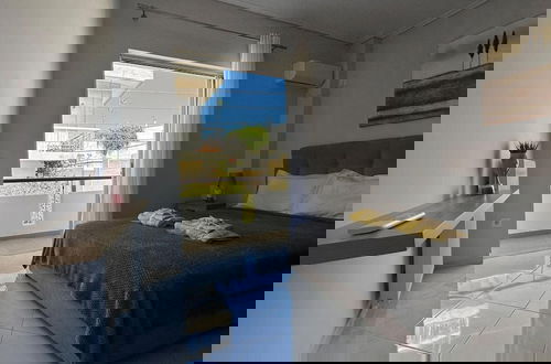 Photo 6 - Redamancy -- Peri009