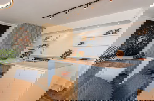 Foto 14 - Spacious Apartment With Huge Terrace With sea View