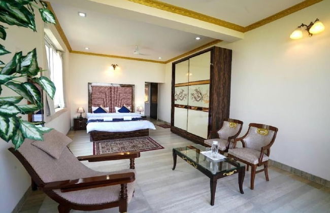 Lakeview Villa by Madstays, Panchgani - Foto 3