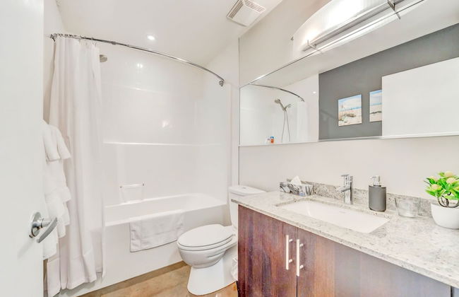 Luxury Condo With City Views Near Stampede Park - Foto 16