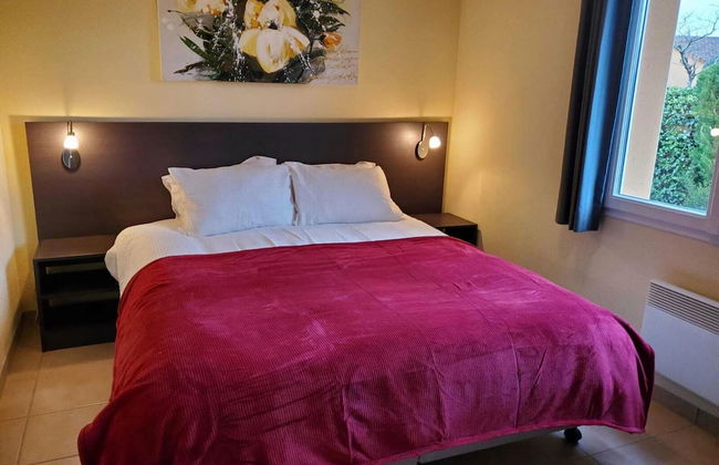 Villa in Les Forges With Golf & Pool Access - Photo 6