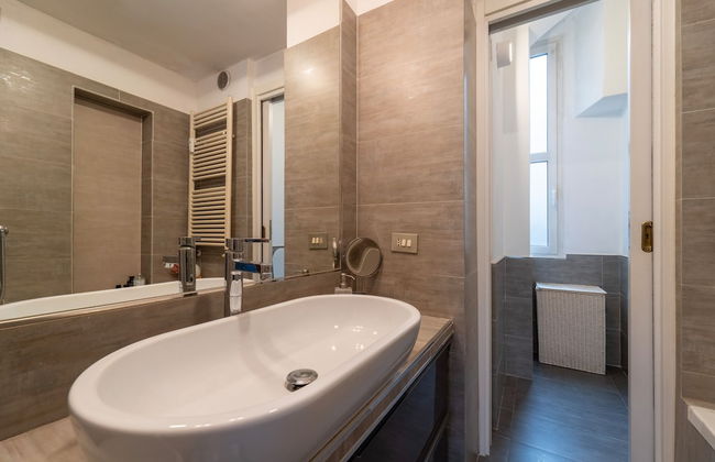Isola Cozy Apartment by Wonderful Italy - Photo 16