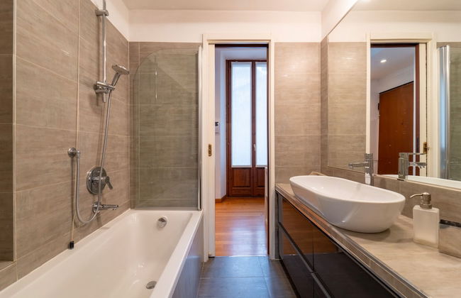 Isola Cozy Apartment by Wonderful Italy - Photo 19