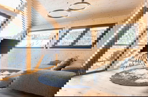 Foto 1 - Modern Chalet With Indoor Sauna