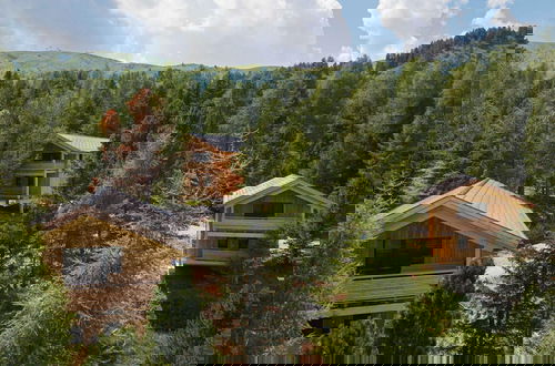 Foto 30 - Appealing Chalet With Balcony