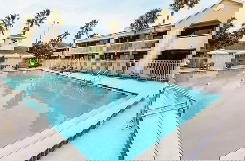 Foto 11 - Upstay - Spacious Suite for 4 w Pool Near Disney