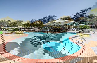 Foto 2 - Spacious 2BR King Suite w Gym Pool Close to DT