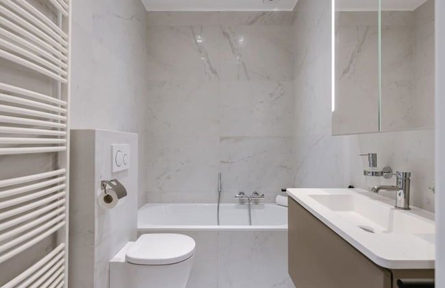Modern Apartment in Heart of Knokke With Terrace - Photo 41